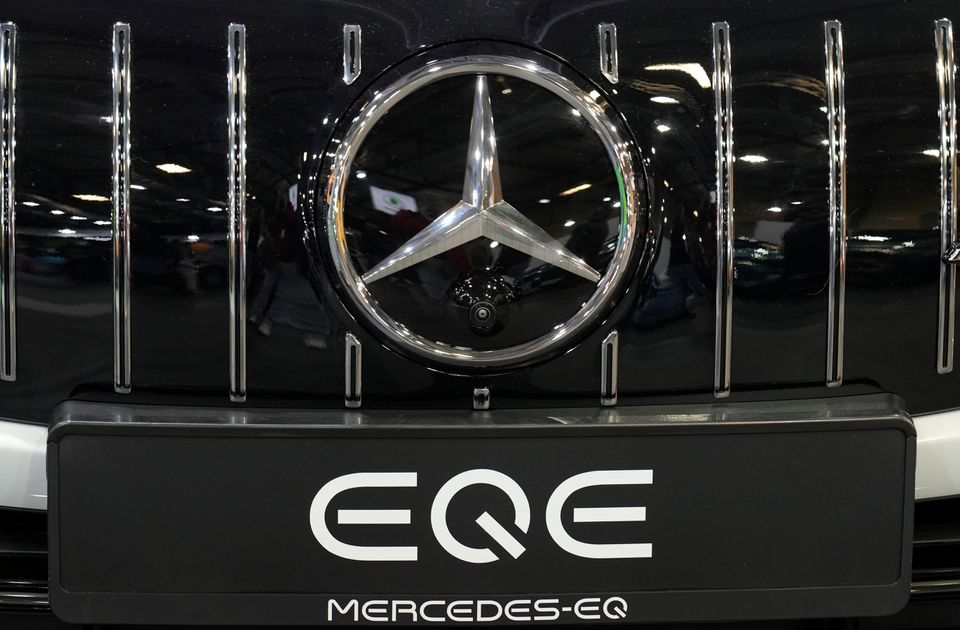 Очільник Mercedes закликає ЄС скасувати тарифи на китайські електромобілі: наслідки для галузі та взаємодія з Пекіном